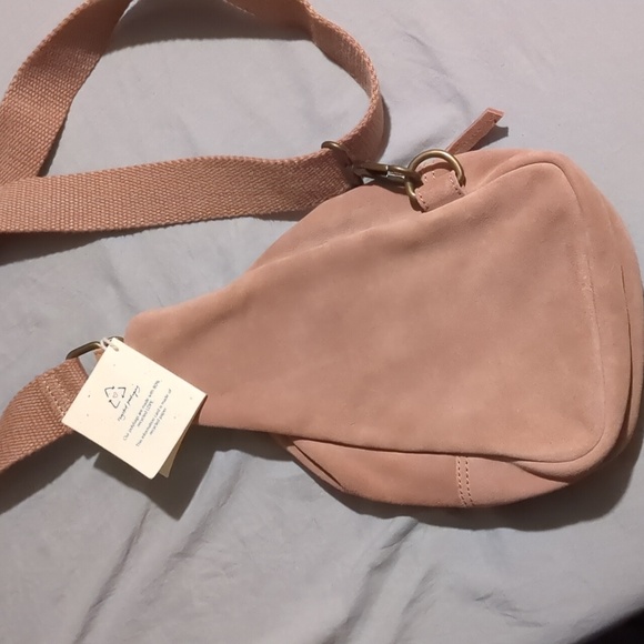 NWT Free People Hudson Sling Bag Crossbody Pink Suede Leather - Picture 7 of 11